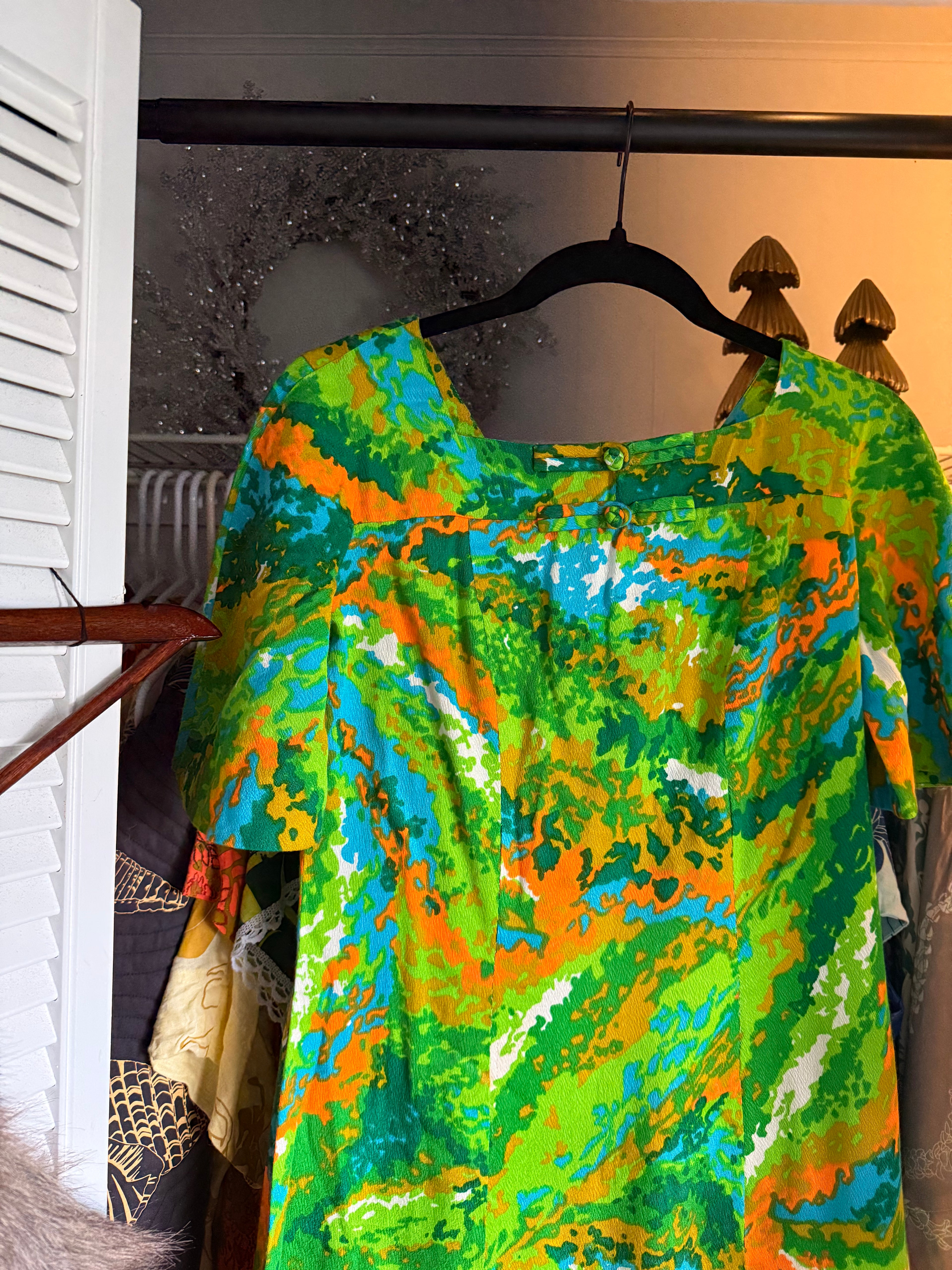 Size 10 (XS) Kamehameha Green Acrylic Dress