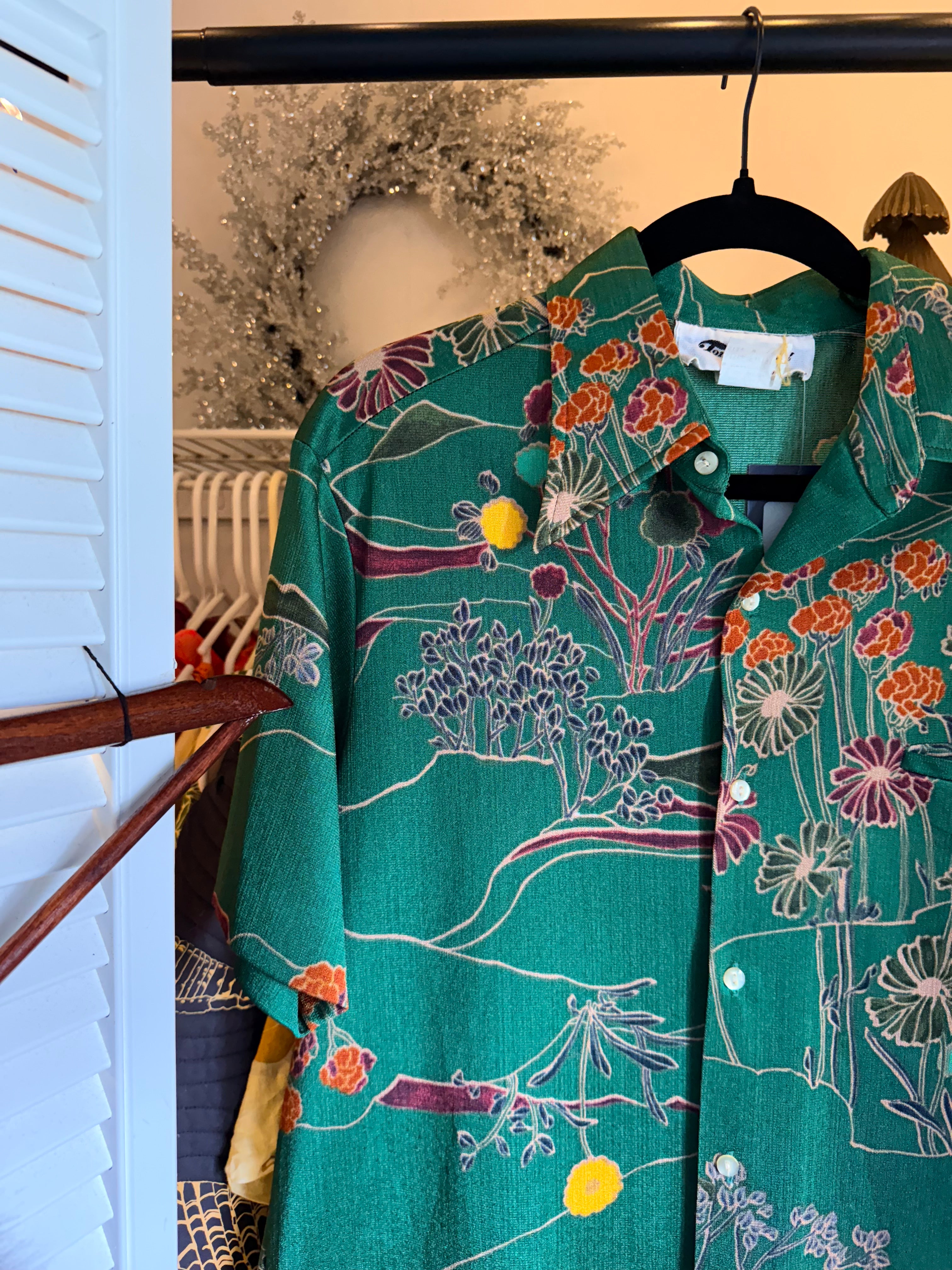 Medium Tori Richard 70's Mens Polo