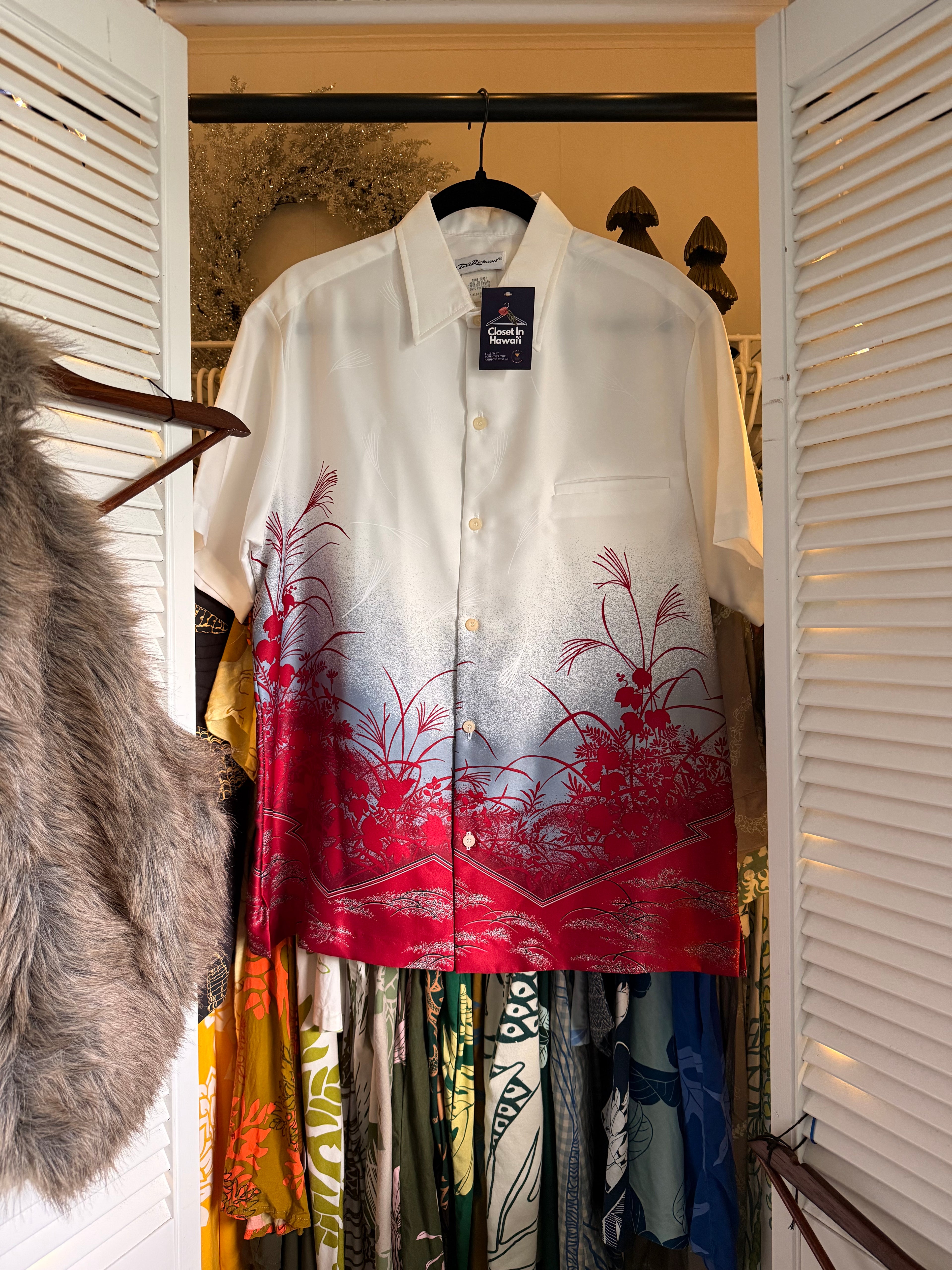 NWT Medium Tori Richard 70's White Red Mens Polo