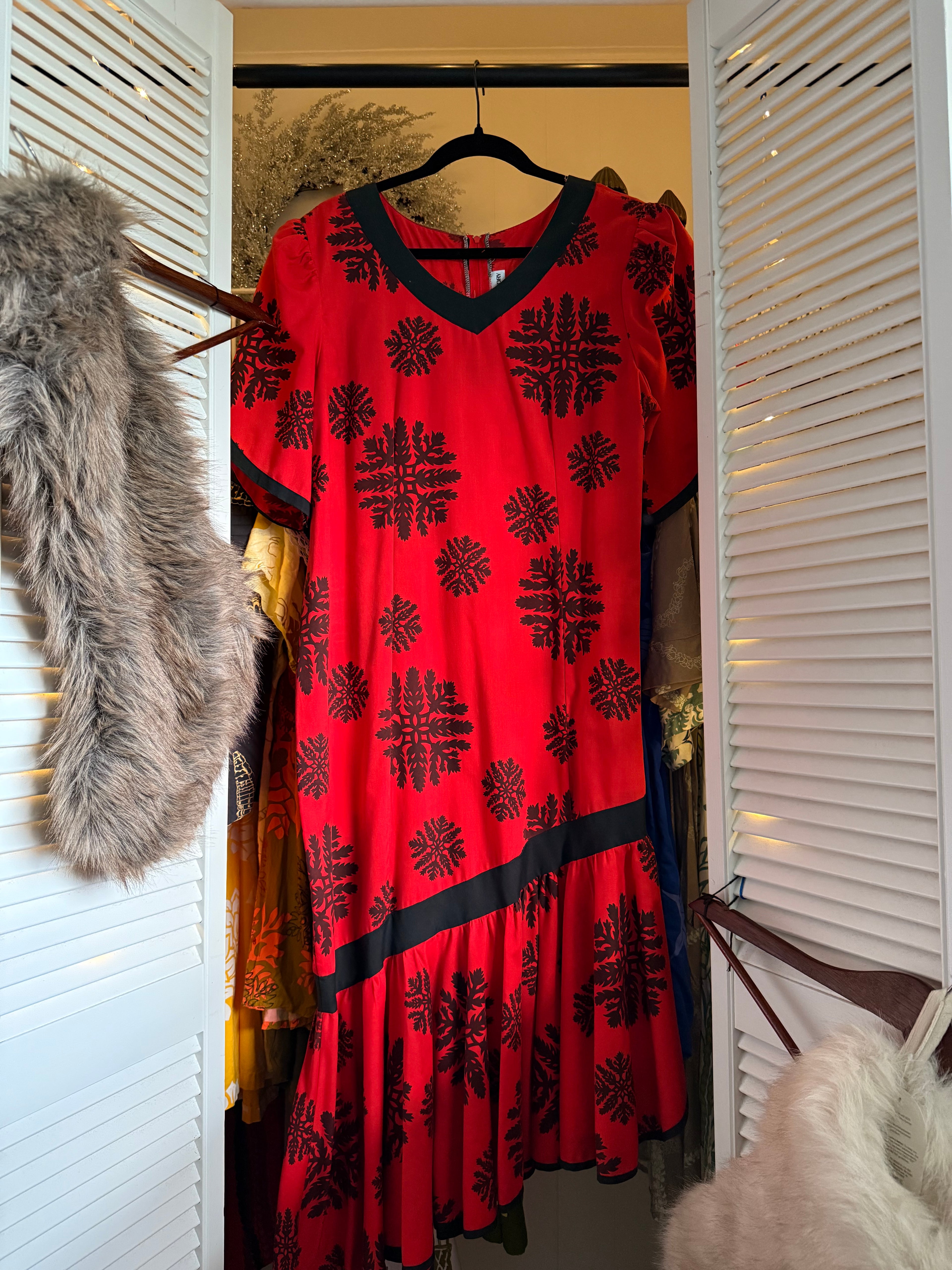 Size 16 T&L Mu'umu'u Factory